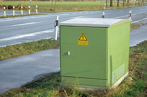 Typgeprüfte Sicherheit für Lahmeyer/Piller-Stationen.